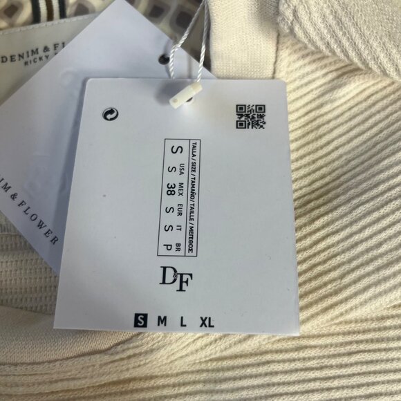 Denim & Flower Ricky Singh Textured Tshirt Mens Small Beige New Relaxed Fit - Picture 10 of 12